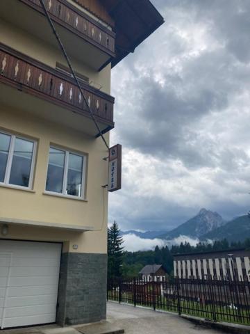 Adriatico Rooms Тарвизио Екстериор снимка