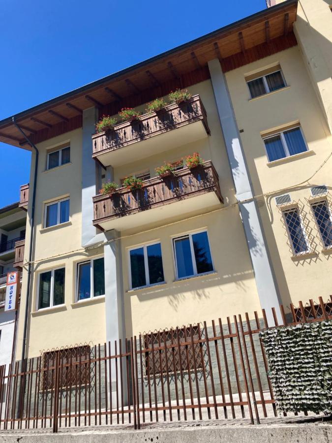 Adriatico Rooms Тарвизио Екстериор снимка